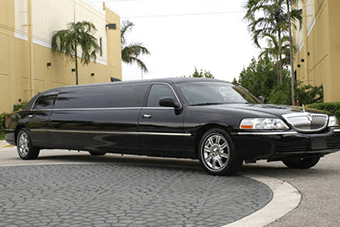 black lincoln limo